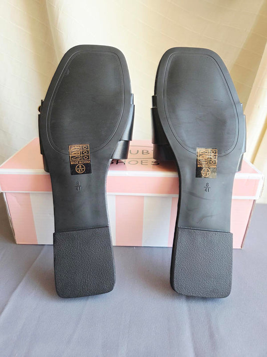 Woman's size 8 Black Open toe flats 2203