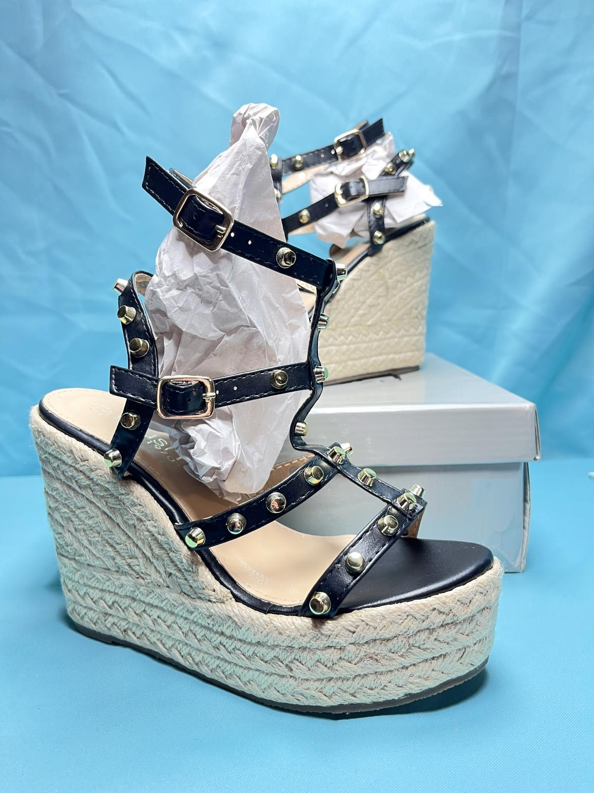 Woman's size 6 Black open toe wedges with gold studs 1388