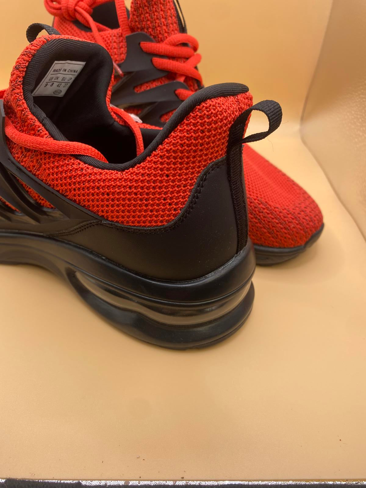Running / casual trainers brand new size 8 1193