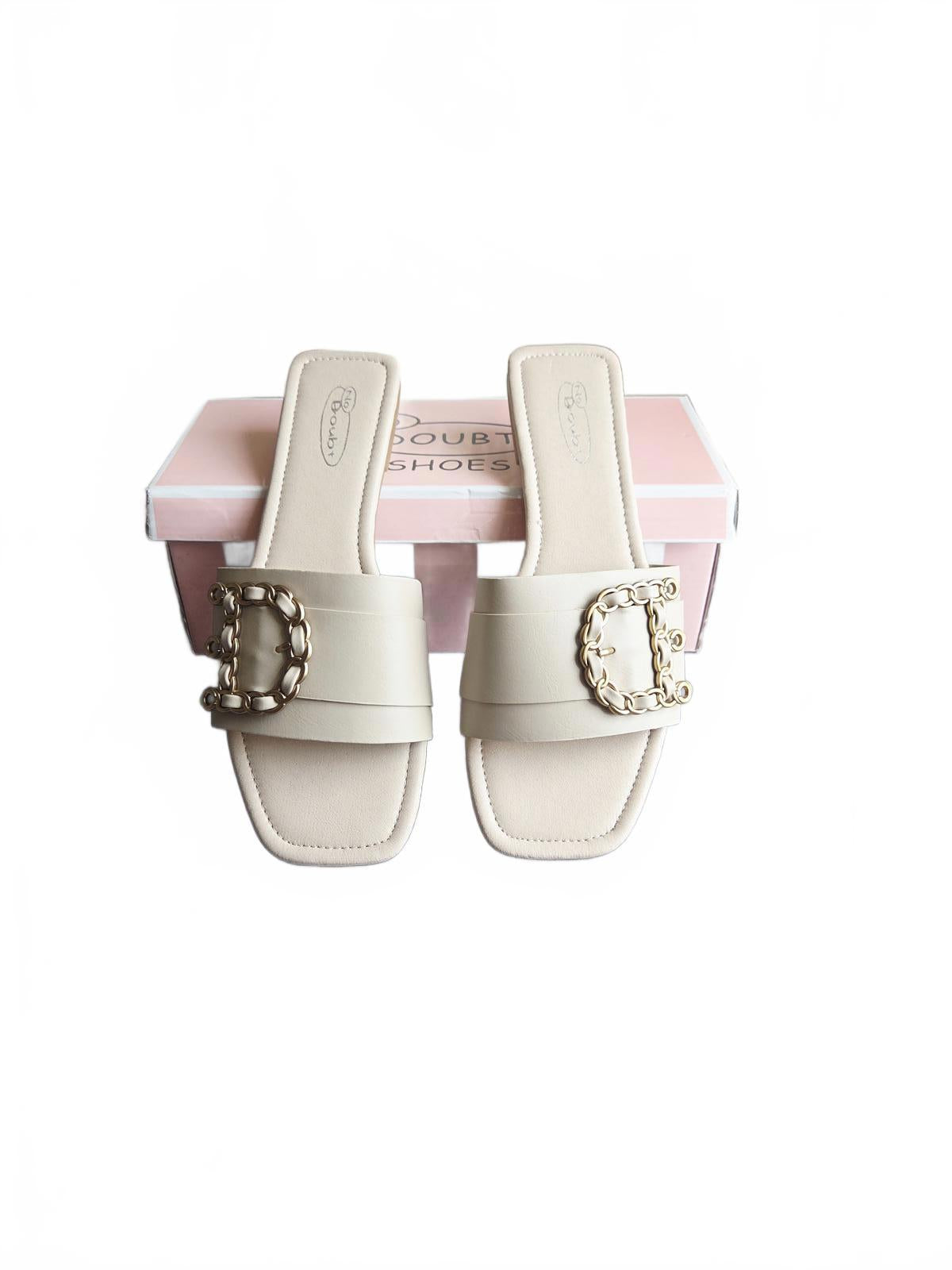 Woman's nude size 4 Open Toe Flats 2307