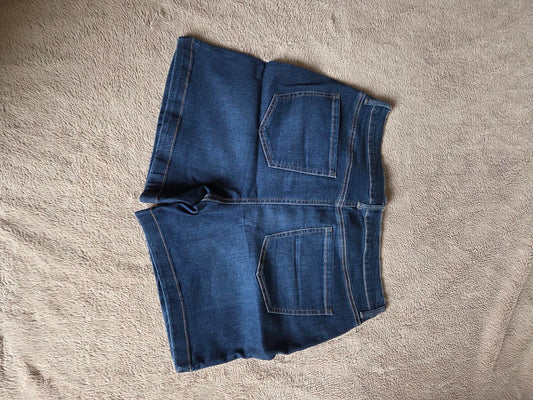 Amanda Size 14 Denim Shorts 2370