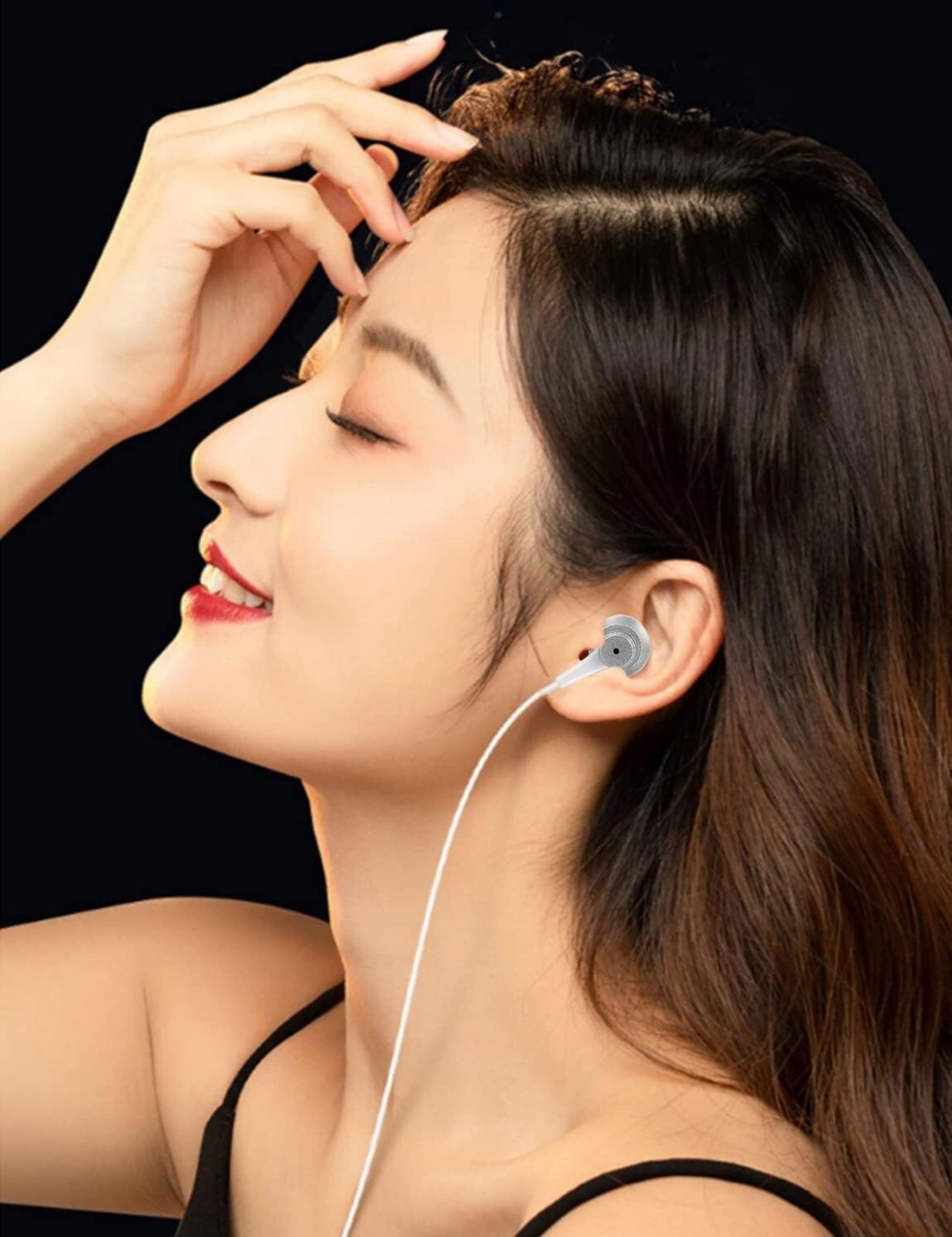 MAS CARNEY USB C Headphones TH4, Built-in Digital Chipset and Microphone, Black.