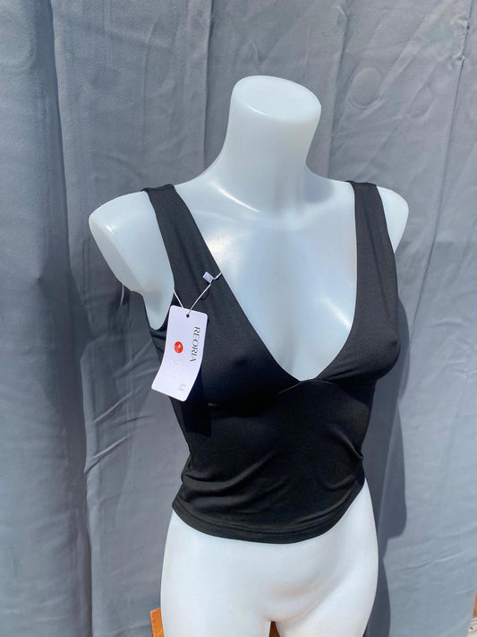 black low cut top 1183