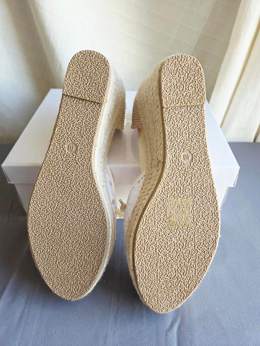 Size 7 White/Cream Wedges with design on Front 2232