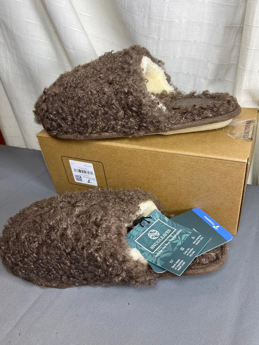 Snug Leaves Scuff Slippers brown Women's size 5 - 6