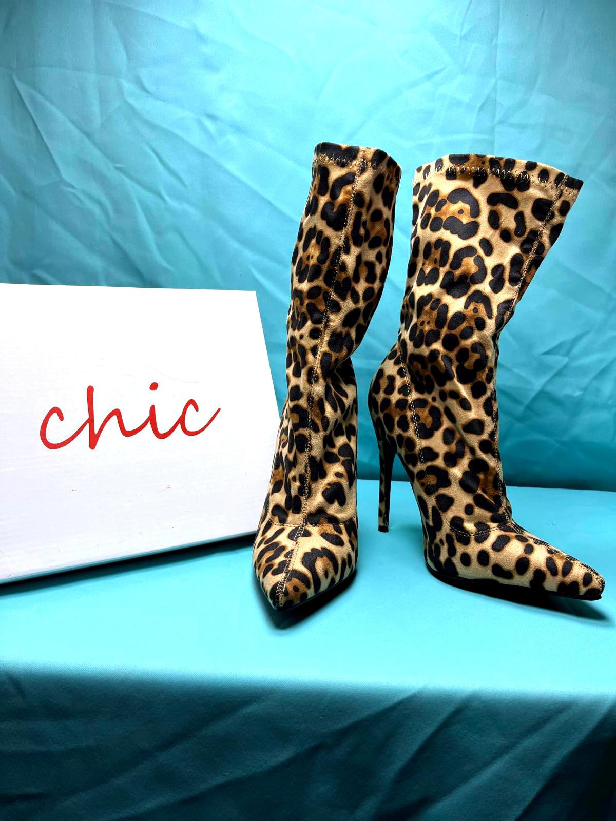 Woman's size 4 leopard print lycra boots 1266