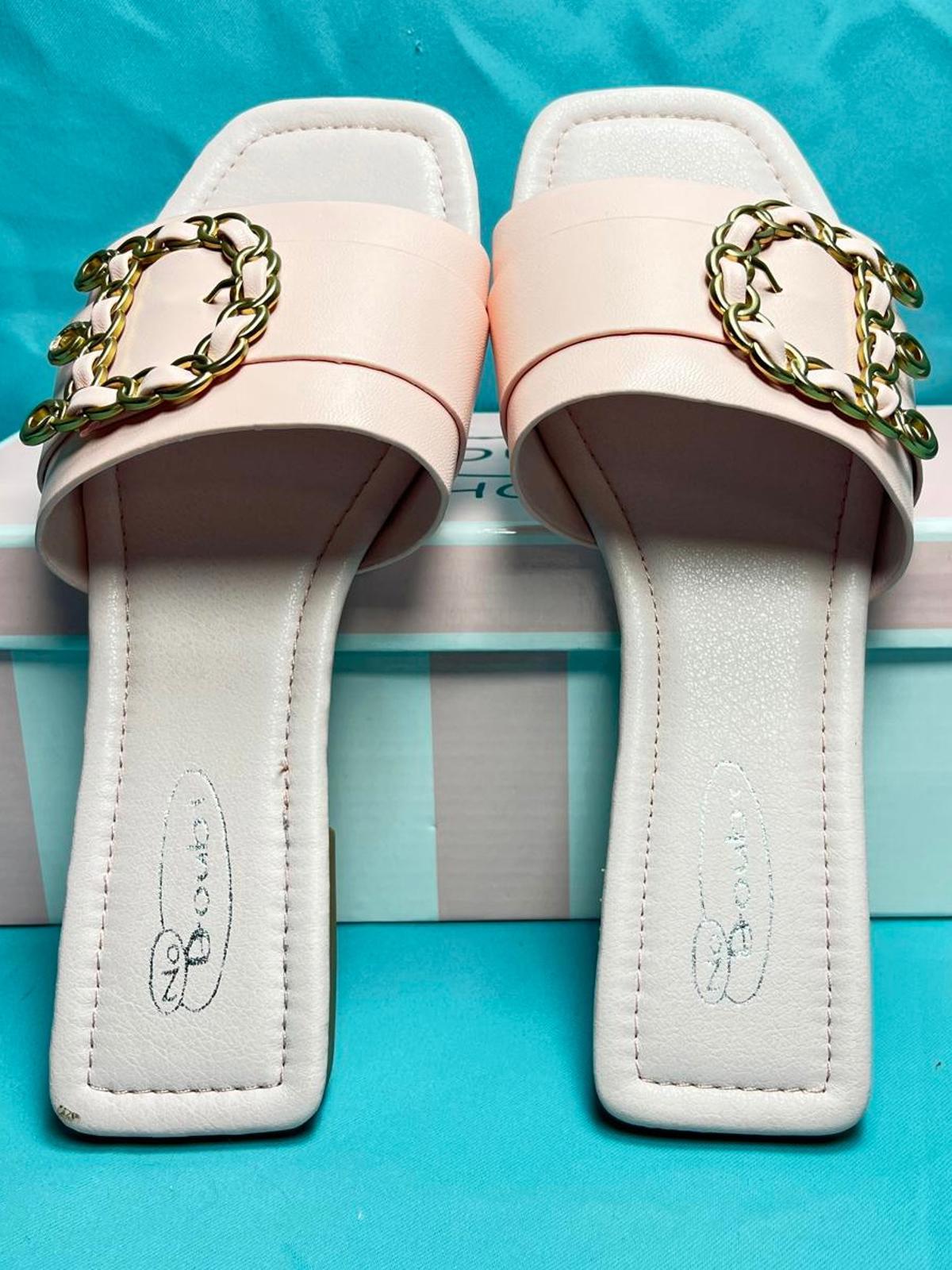 Woman's size 5 pink Open Toe Flats 1314