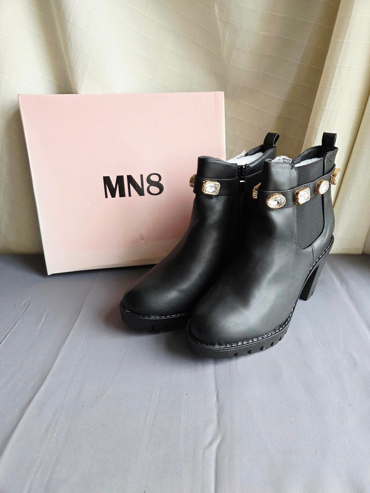 Size 7 Black Ankle boots with design 2112