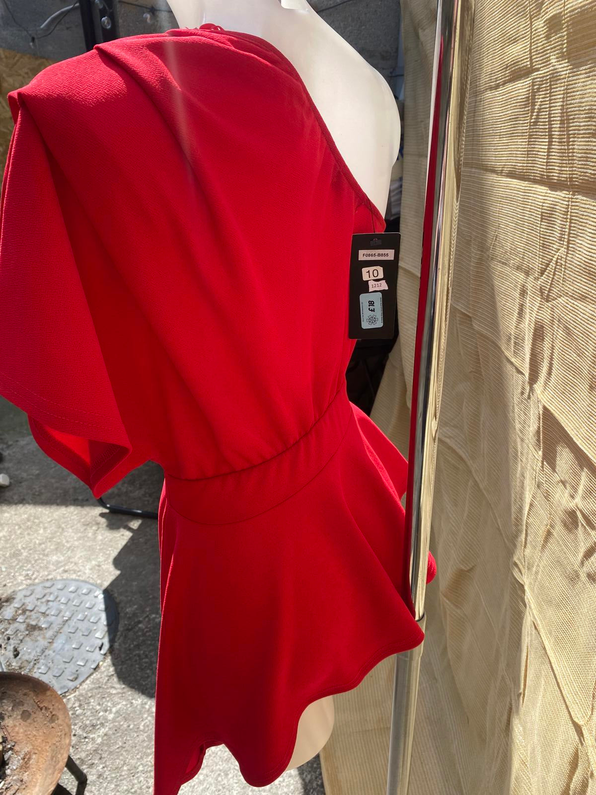 Lovely of the shoulder asymmetrical top 1212