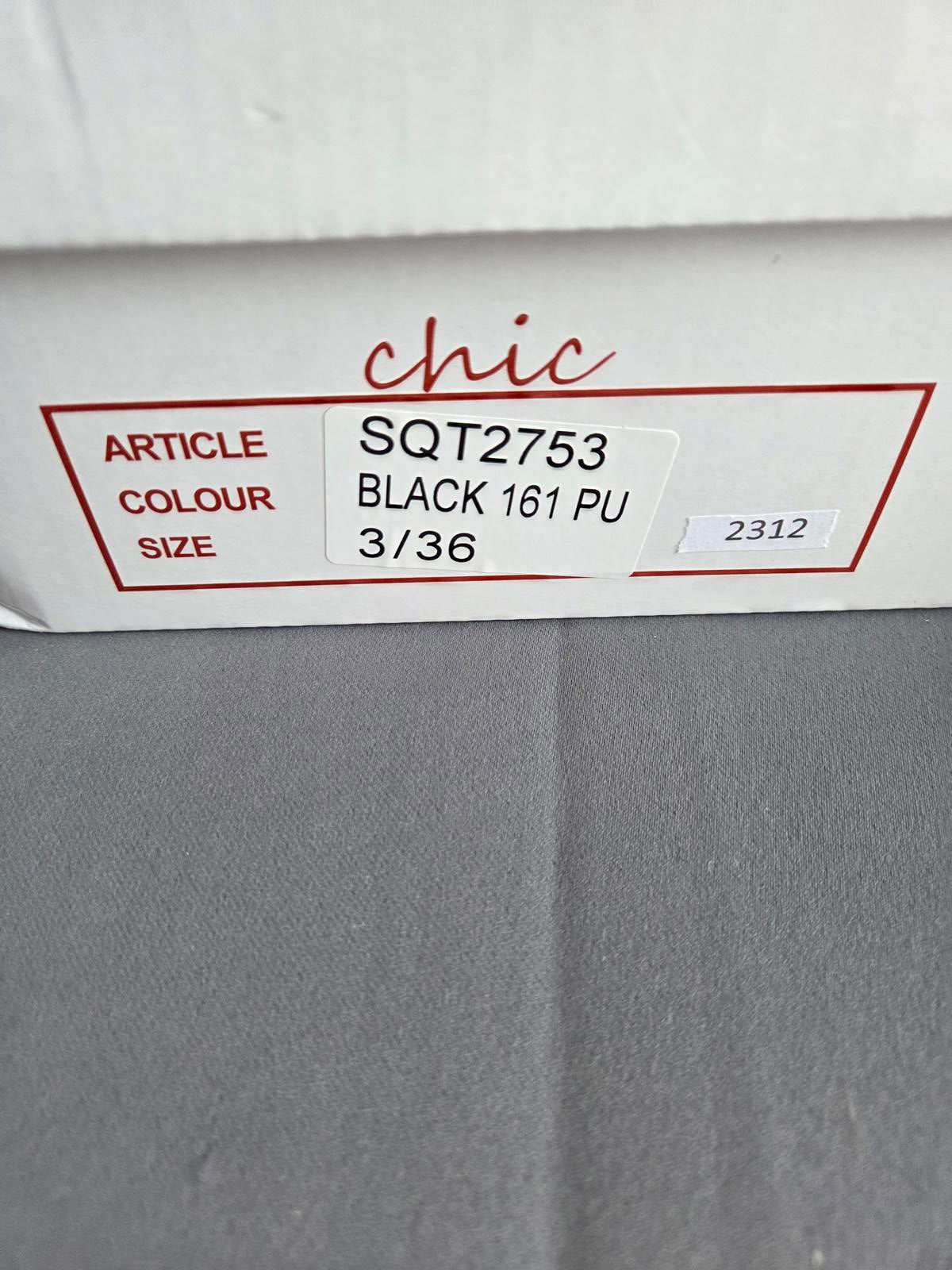 woman's Black size 3 open toe heels 2312