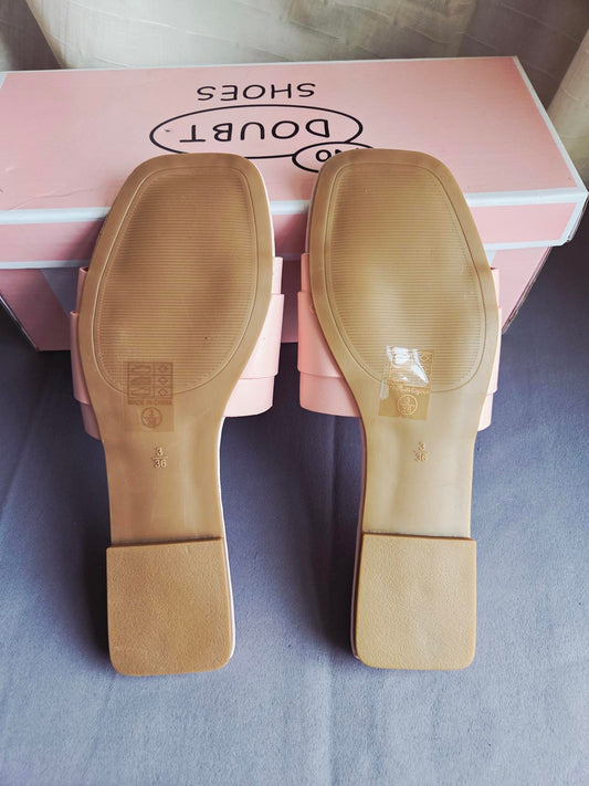 Woman's size 3 pink Open Toe Flats 2252