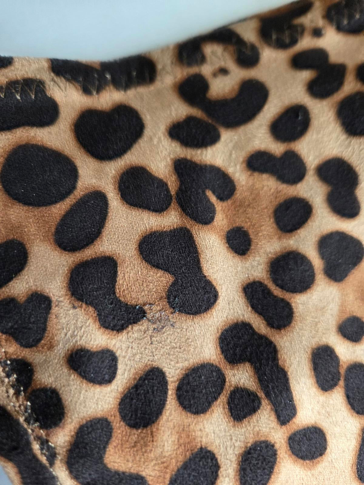 Woman's size 8 leopard print lycra boots 2315