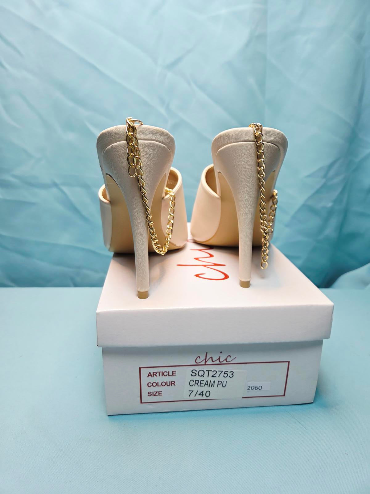 woman's cream size 7 open toe heels 2060