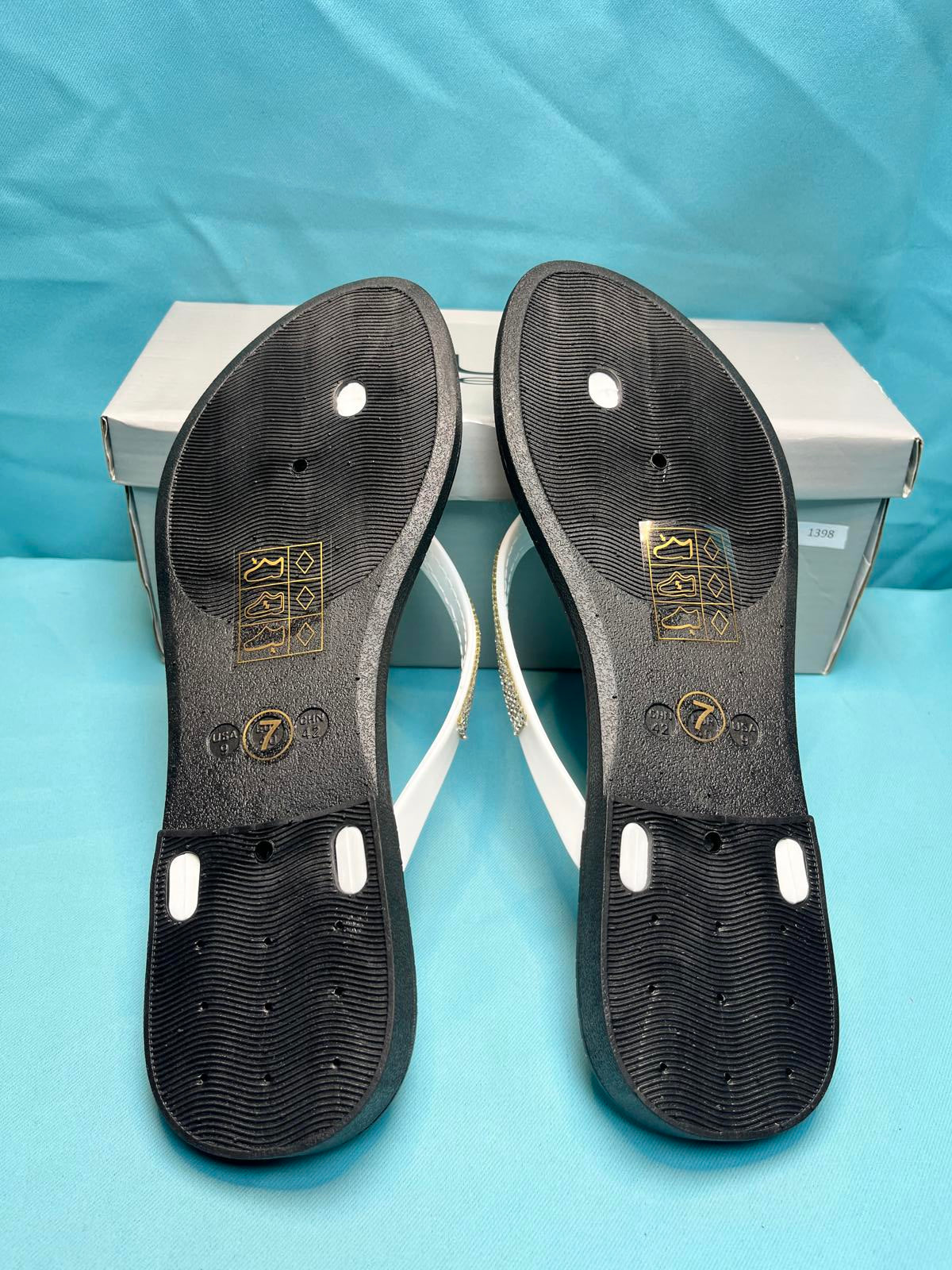Krush size 7 sandal's with diamond effect straps 1398