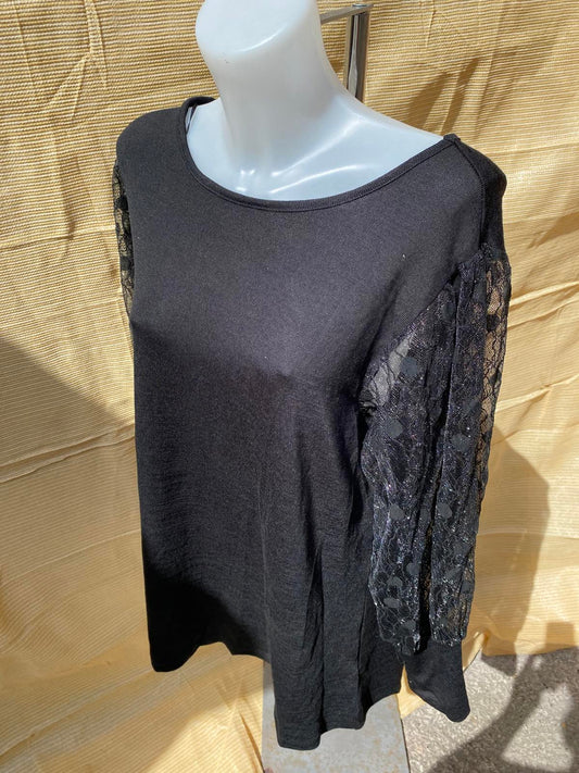 black top with lace style arms 1207