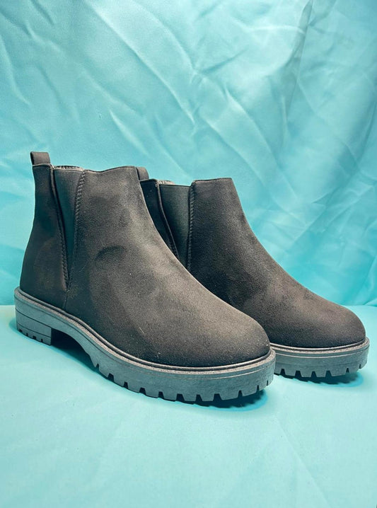 Woman's  Suede Ankle Boots 1358