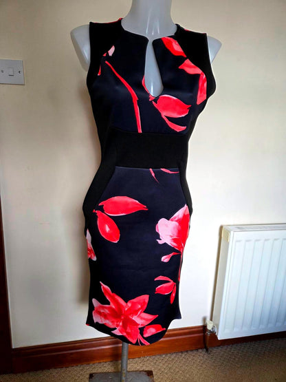 Size 12 Black and red stretchy material dress 2098