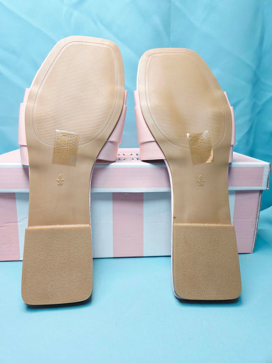 Woman's size 6 pink Open Toe Flats 2151