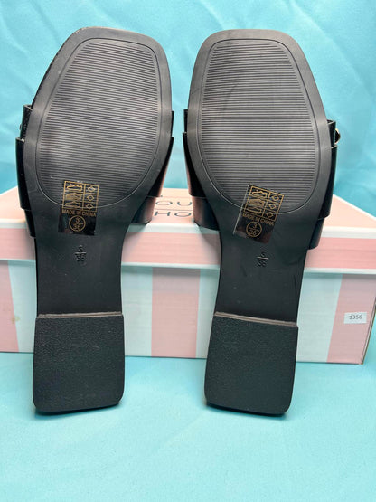 Woman's size 3 Black Open Toe Flats 1356