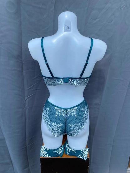Sexy underwear set with hand covers 1180