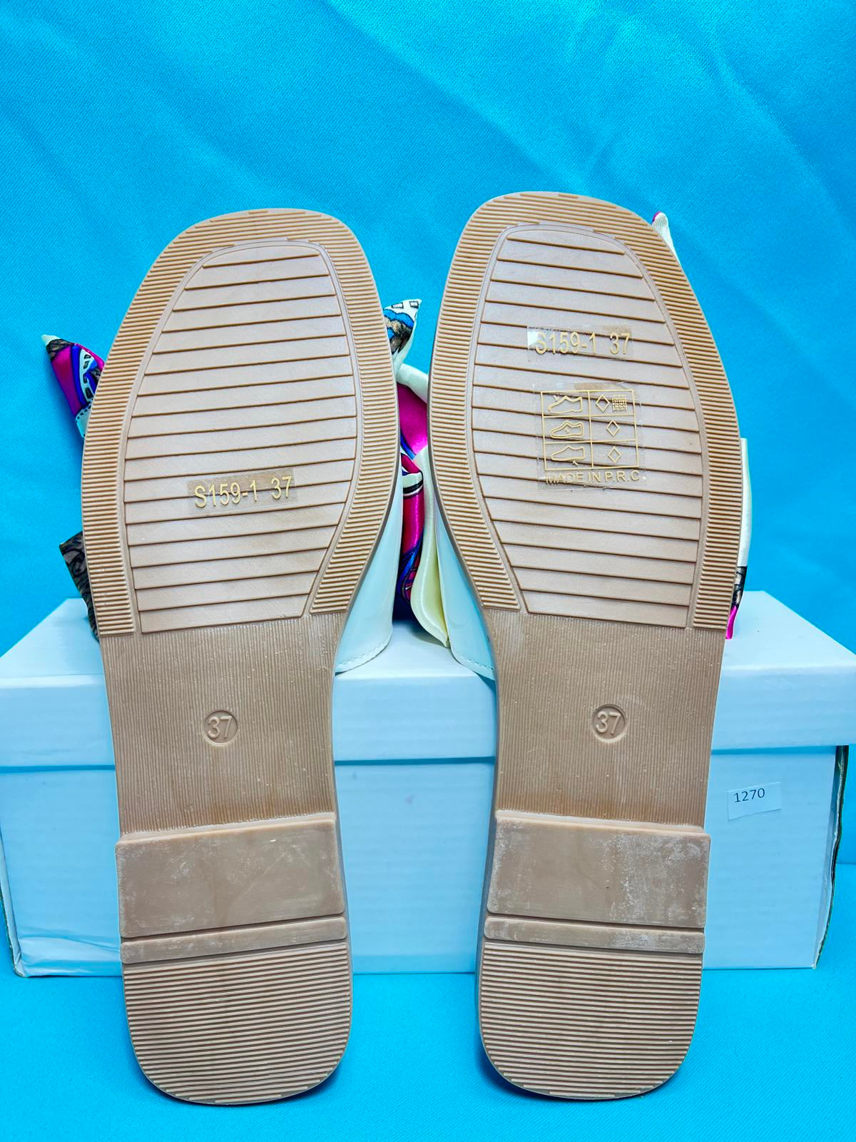Woman's sandals 1270