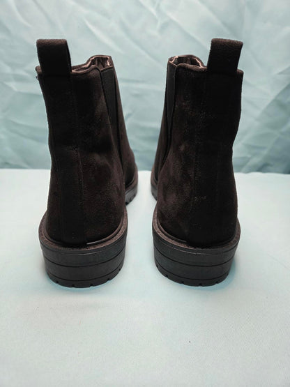 Woman's size 8 Black suede Ankle Boots 2031