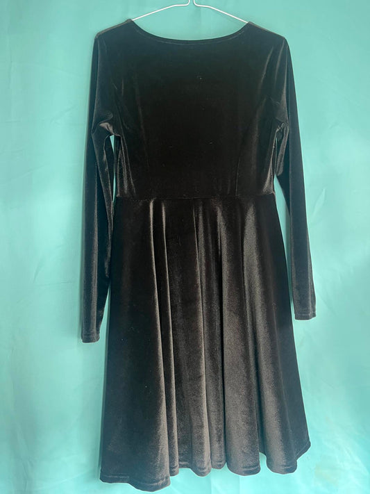 velvet style dress size small 1232