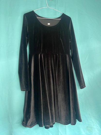 velvet style dress size small 1232