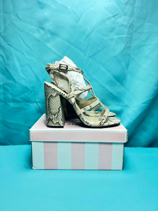 Woman's size 8 Open Toe Heels 2001