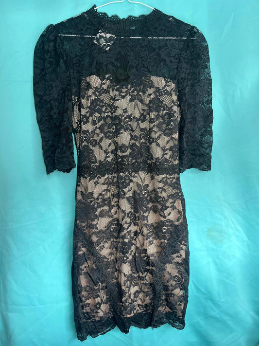 Lace style long sleeved dress 1234