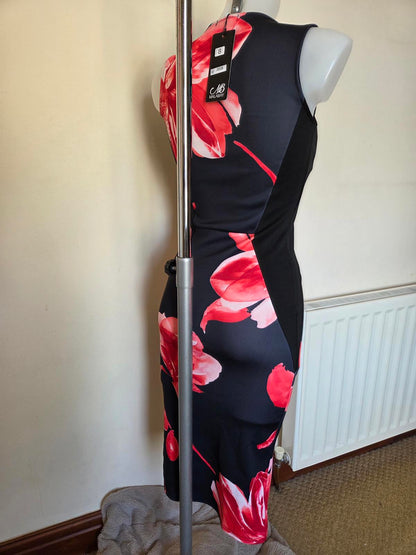 Size 8 Black and red stretchy material dress 2018
