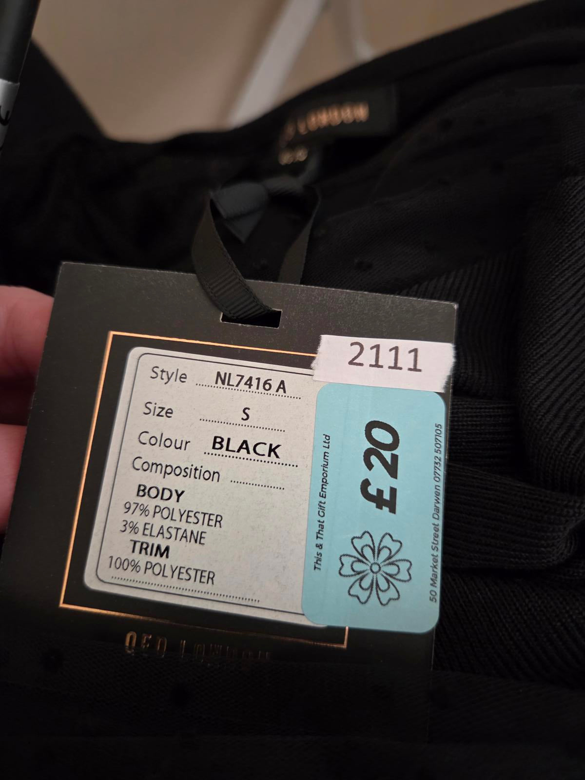 Black Long Sleeve top with lace patterned sleeves and v kneck 2111 2218