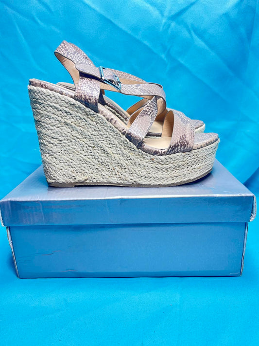 Woman's size 5 wedges snake print 1292