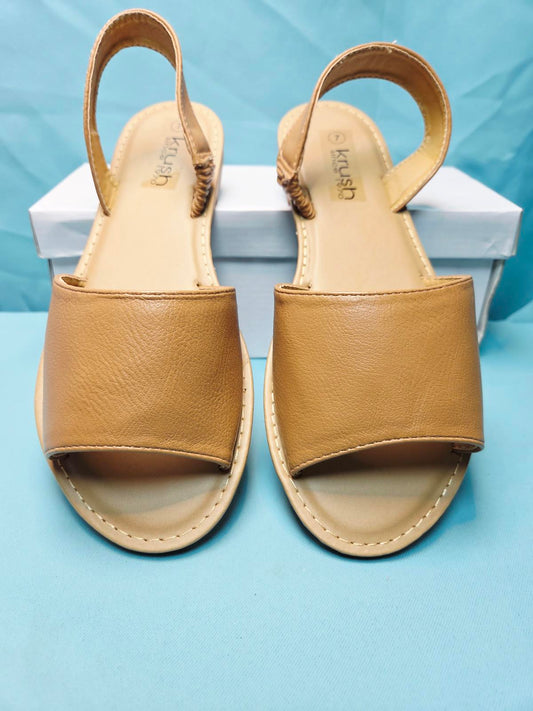 Woman's size 7 Brown Open Toe Flats 2124