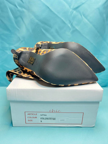 Woman's size 5 leopard print lycra boots 1312