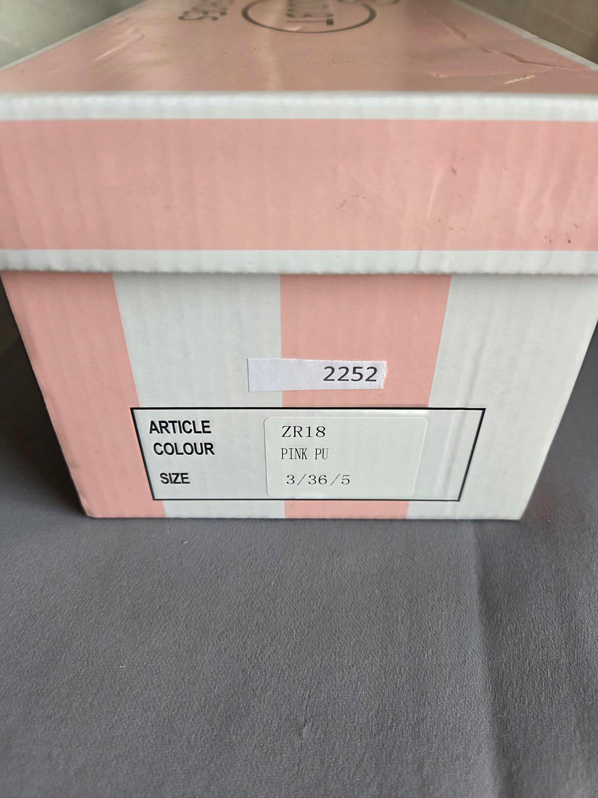 Woman's size 3 pink Open Toe Flats 2252