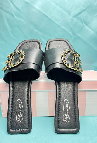 Woman's size 3 Black Open Toe Flats 1356