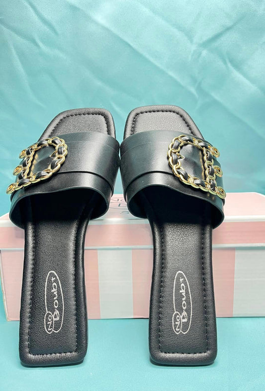 Woman's size 3 Black Open Toe Flats 1356